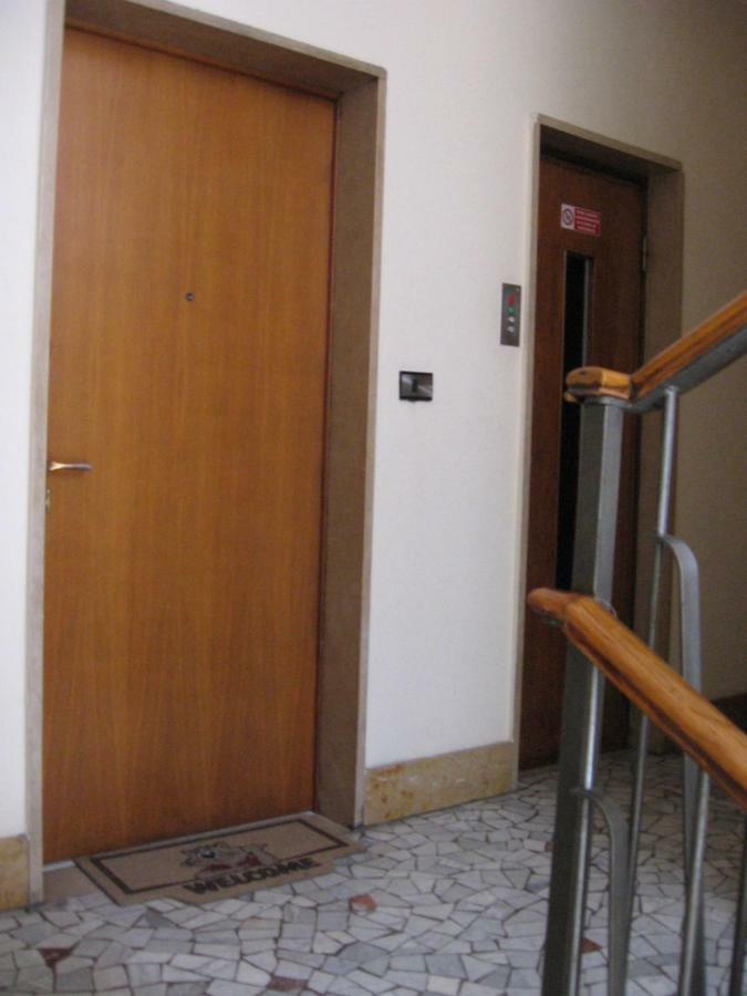 M1 Pasteur Holiday Home Milan Luaran gambar