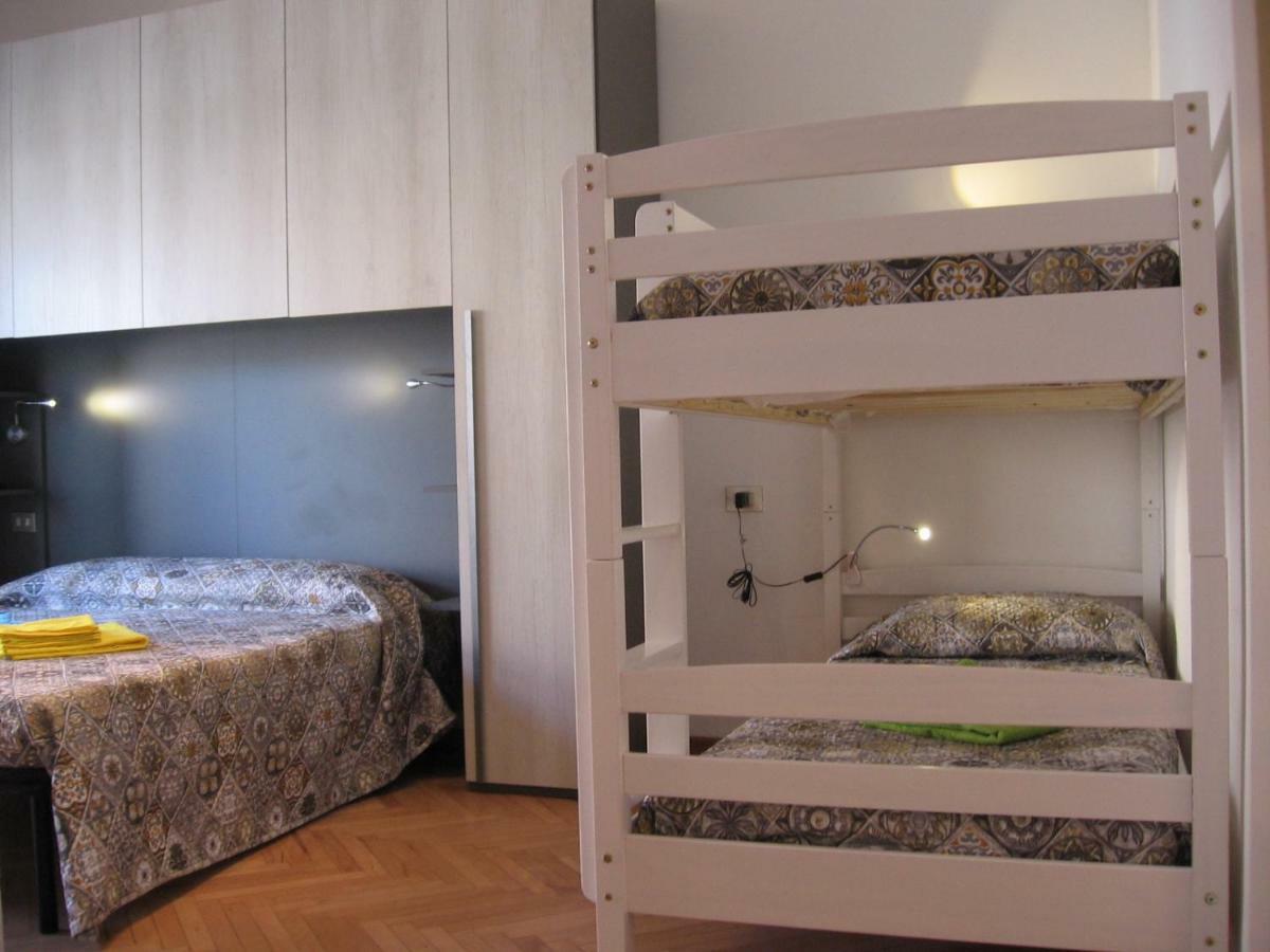 M1 Pasteur Holiday Home Milan Luaran gambar