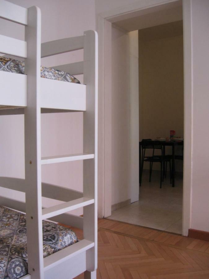M1 Pasteur Holiday Home Milan Luaran gambar